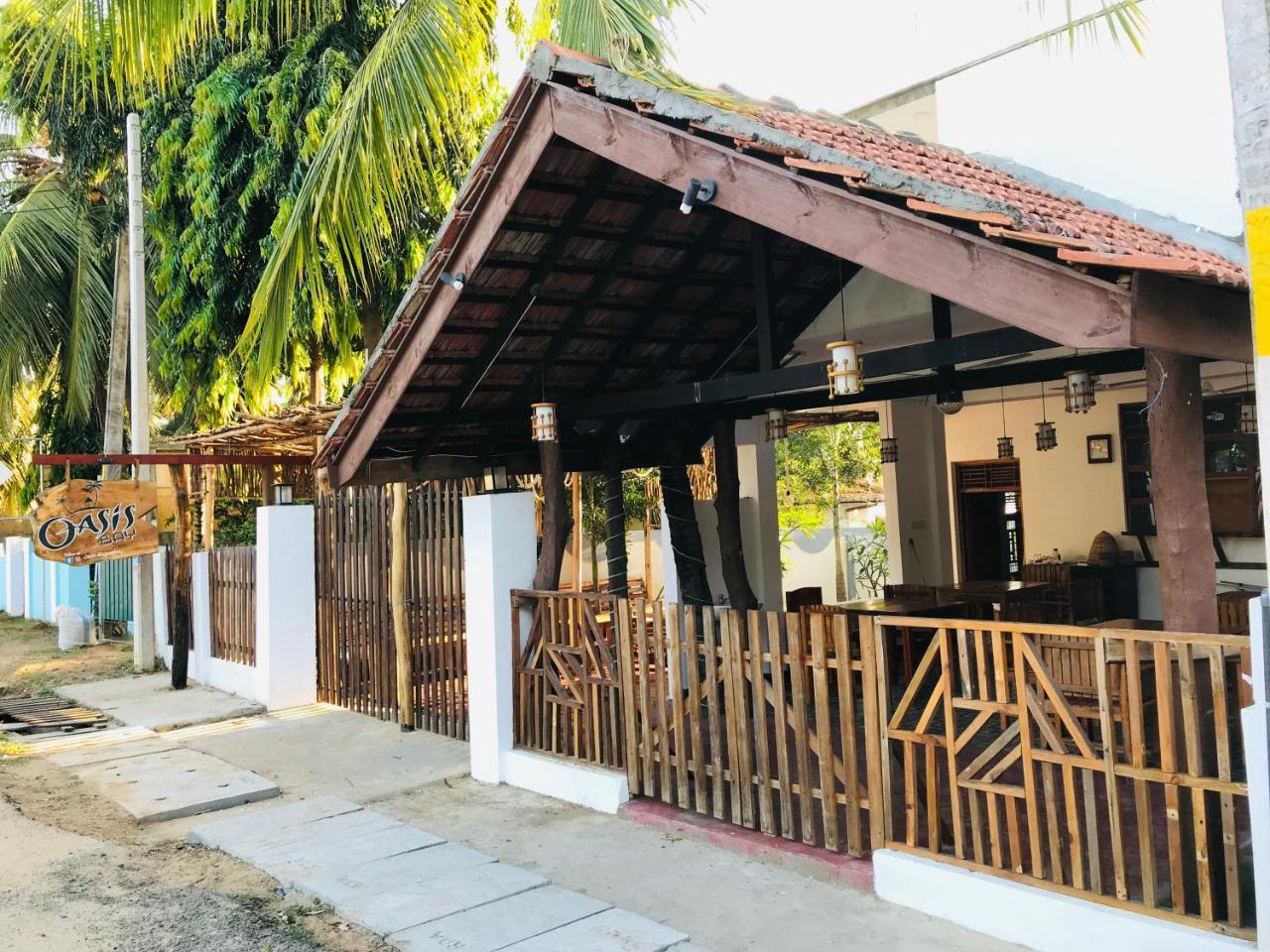 Oasis Bay - Arugam Bay Hotel Exterior photo